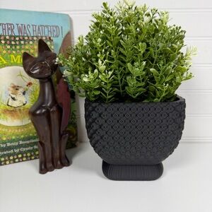 Connect Planter, Tabletop Indoor Flower Pot, Geometric Design, Textured Planter